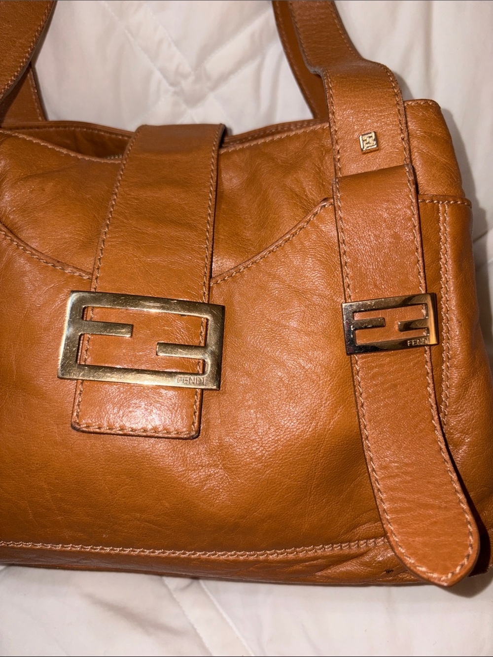 VINTAGE fendi Leather Shoulder Bag with Gold Logo Buckle - Picture 7 of 16